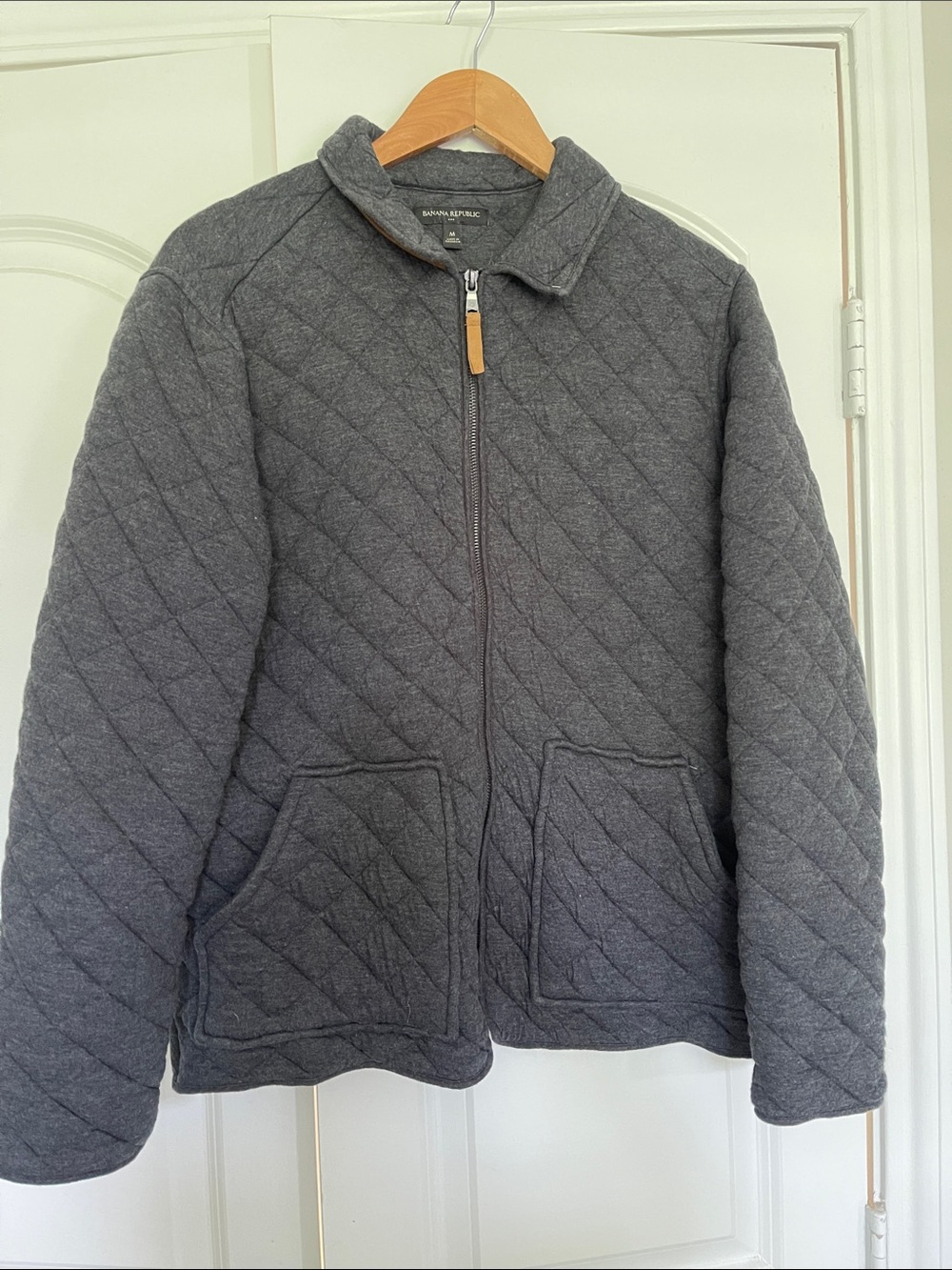 Banana Republic Quilted Jacket in Charcoal Gray